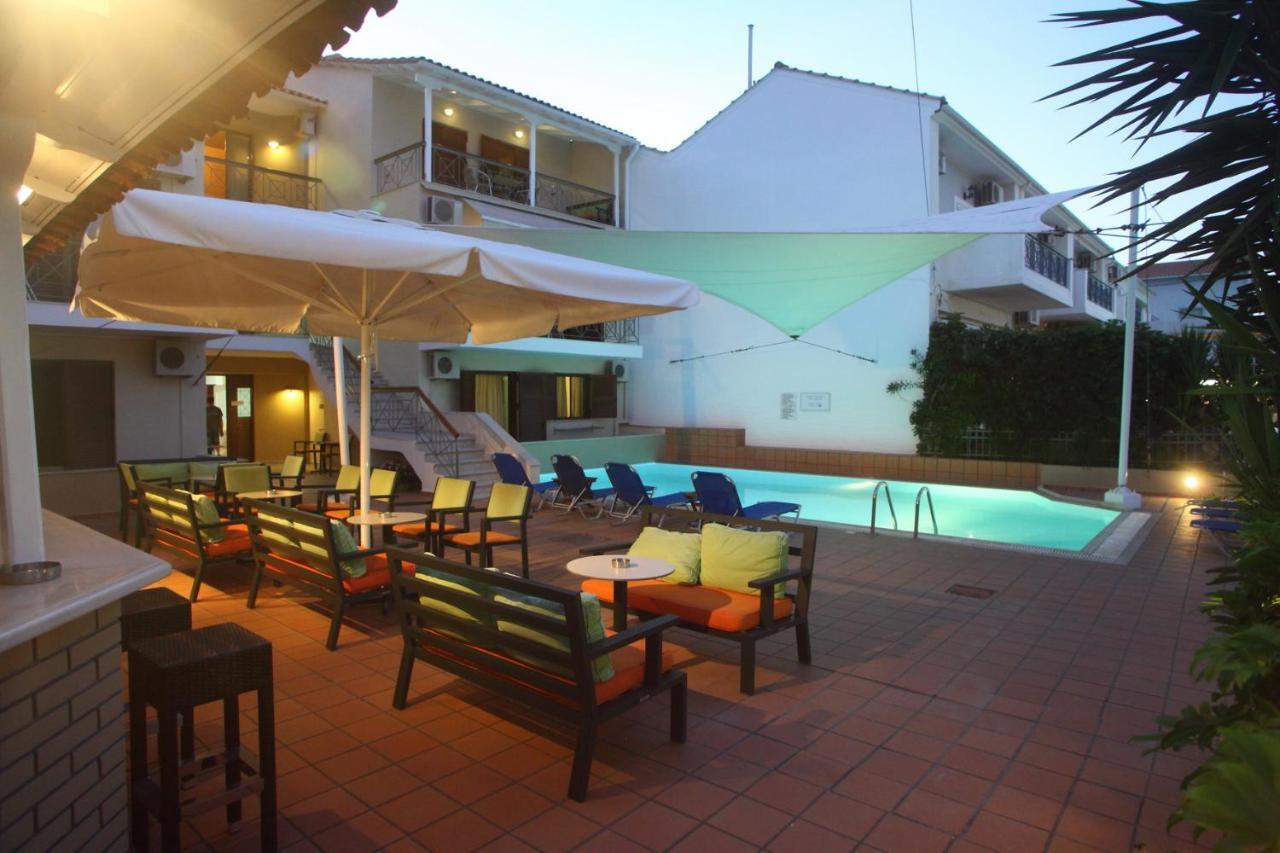 Vicky Apartments Nikiana Exterior foto